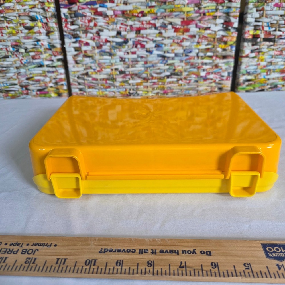LEGO Yellow Plastic Storage Carrying Case Organizer with Red Latches Handle - Picture 2 of 16